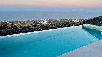 Brilliance Suites - Adults Only