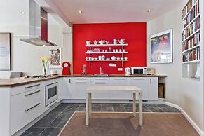 Lancaster Mews Studio II by Onefinestay