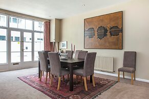 Lancaster Mews Studio II by Onefinestay