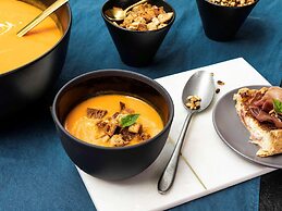 ibis Styles Golden Sands Roomer Hotel