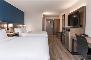 Comfort Suites Kingston Central