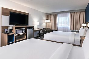 Comfort Suites Kingston Central