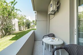 Rhoe Seaside Apartments