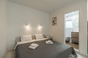 Rhoe Seaside Apartments