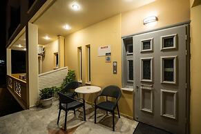 Rhoe Seaside Apartments