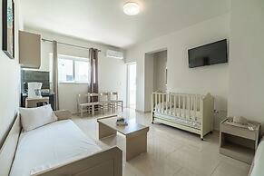 Rhoe Seaside Apartments