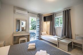 Rhoe Seaside Apartments