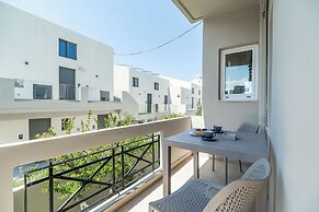 Rhoe Seaside Apartments