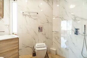 Rhoe Seaside Apartments