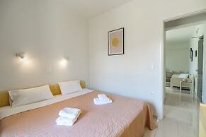 Rhoe Seaside Apartments