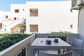 Rhoe Seaside Apartments