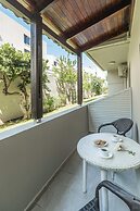 Rhoe Seaside Apartments