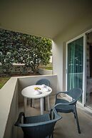 Rhoe Seaside Apartments