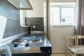 Rhoe Seaside Apartments