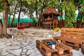 Vintage Winehouse Backov