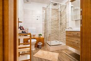 Vintage Winehouse Backov