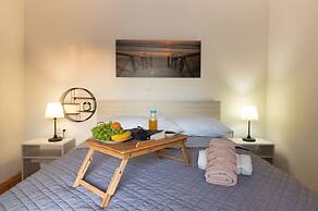 Vintage Winehouse Backov