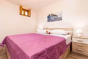 Vintage Winehouse Backov