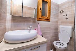 Vintage Winehouse Backov