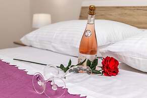 Vintage Winehouse Backov