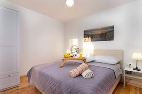 Vintage Winehouse Backov