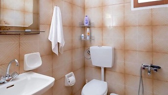 Luxurious Villa Kardi a Small Paradise