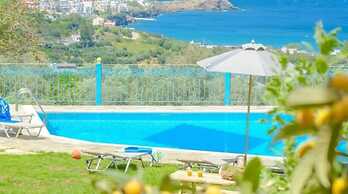 Luxurious Villa Kardi a Small Paradise