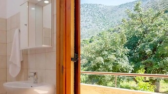 Luxurious Villa Kardi a Small Paradise