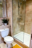 2 bed 2 bath apartment in City Centre