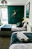 2 bed 2 bath apartment in City Centre