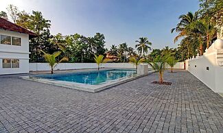 Treebo Premium Travancore Palace Cherthala