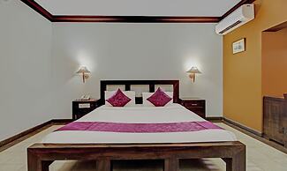 Treebo Premium Travancore Palace Cherthala