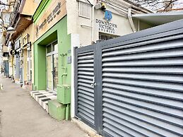 Downtown Victoria Studios By CityBookings