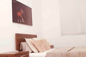 Immaculate 2-bed Apartment at Pamv Estates Apt2