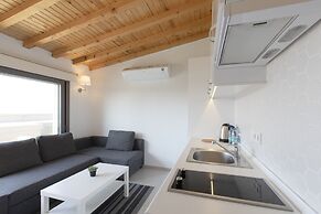 AEGEAN Apartments - Marina & Chios Island View