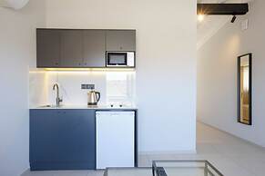 AEGEAN Apartments - Marina & Chios Island View