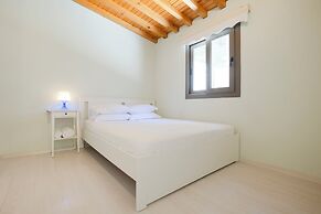 AEGEAN Apartments - Marina & Chios Island View