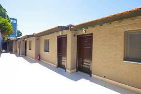 AEGEAN Apartments - Marina & Chios Island View