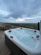 Valley View Luxury Lodges Gamekeepers 4 Bedroomed