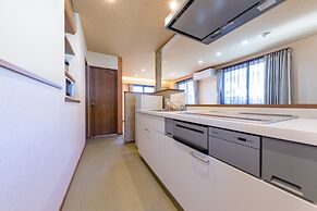 Mt. Fuji Resort Club-YUI-