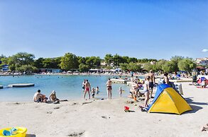 Apartments Mirjana Blue Beach