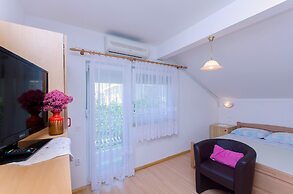 Apartments Mirjana Blue Beach