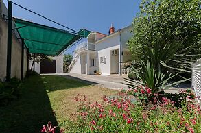 Apartments Mirjana Blue Beach