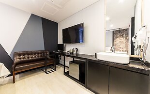 Pocheon Reading You Self Check-in Motel