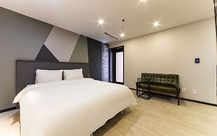 Pocheon Reading You Self Check-in Motel