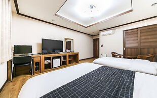 Gumi Modern Business Hotel