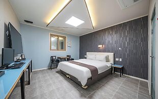 Gwangju Chungjangro Gold Brown Hotel