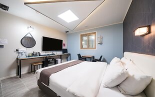 Gwangju Chungjangro Gold Brown Hotel