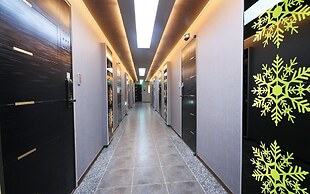 Gwangju Chungjangro Gold Brown Hotel