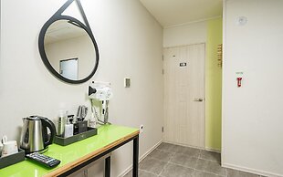 Gwangju Chungjangro Gold Brown Hotel